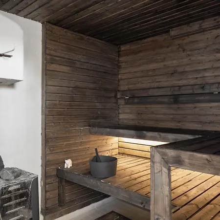 Vila Omakotitalo Jyvaeskylaen Keskustassa *